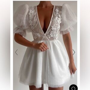 Showpo Akashia dress size 38/M